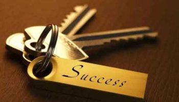 موضوع انشا استفاده از سرگذشت‌ها و شخصیت‌های گذشته به عنوان پند