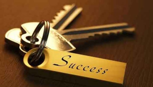 موضوع انشا استفاده از سرگذشت‌ها و شخصیت‌های گذشته به عنوان پند