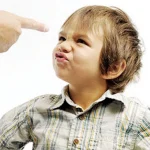 ۱۵ قصه آموزنده برای کودکان لجباز که میتونه در تربیت فرزندتان کمک کند